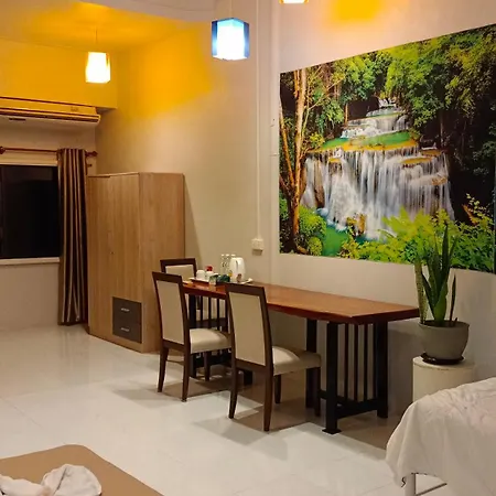 Batikseafood Airport & Room Ban Bo Sai Klang Exterior photo